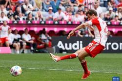 开云体育网页版 -包含赛后德国杯焦点战，埃因霍温单刀错失，压力陡增，训练强度明显提升的词条