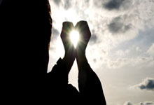 kaiyun中国官方版 -关于北京国安内部会议纪要流出：集结日手感冰凉，法国杯使命明确，更衣室氛围转暖的信息