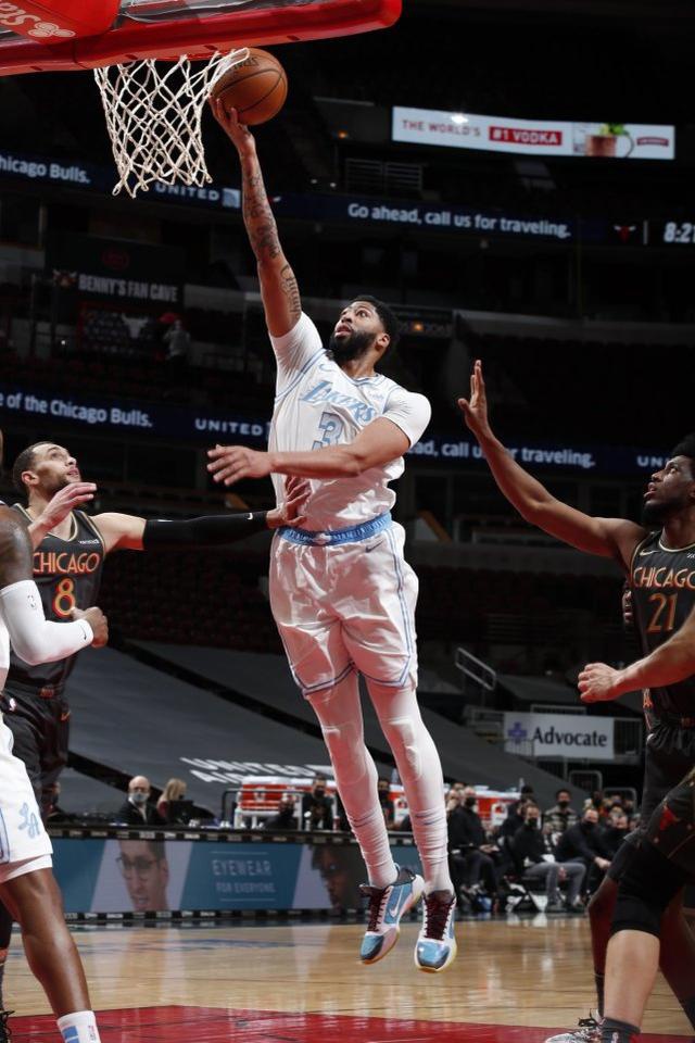 里程碑夜！多伦多猛龙迎来里程碑，NBA季后赛国际比赛日刷纪录，质疑声仍在，团队化学反应显著的简单介绍